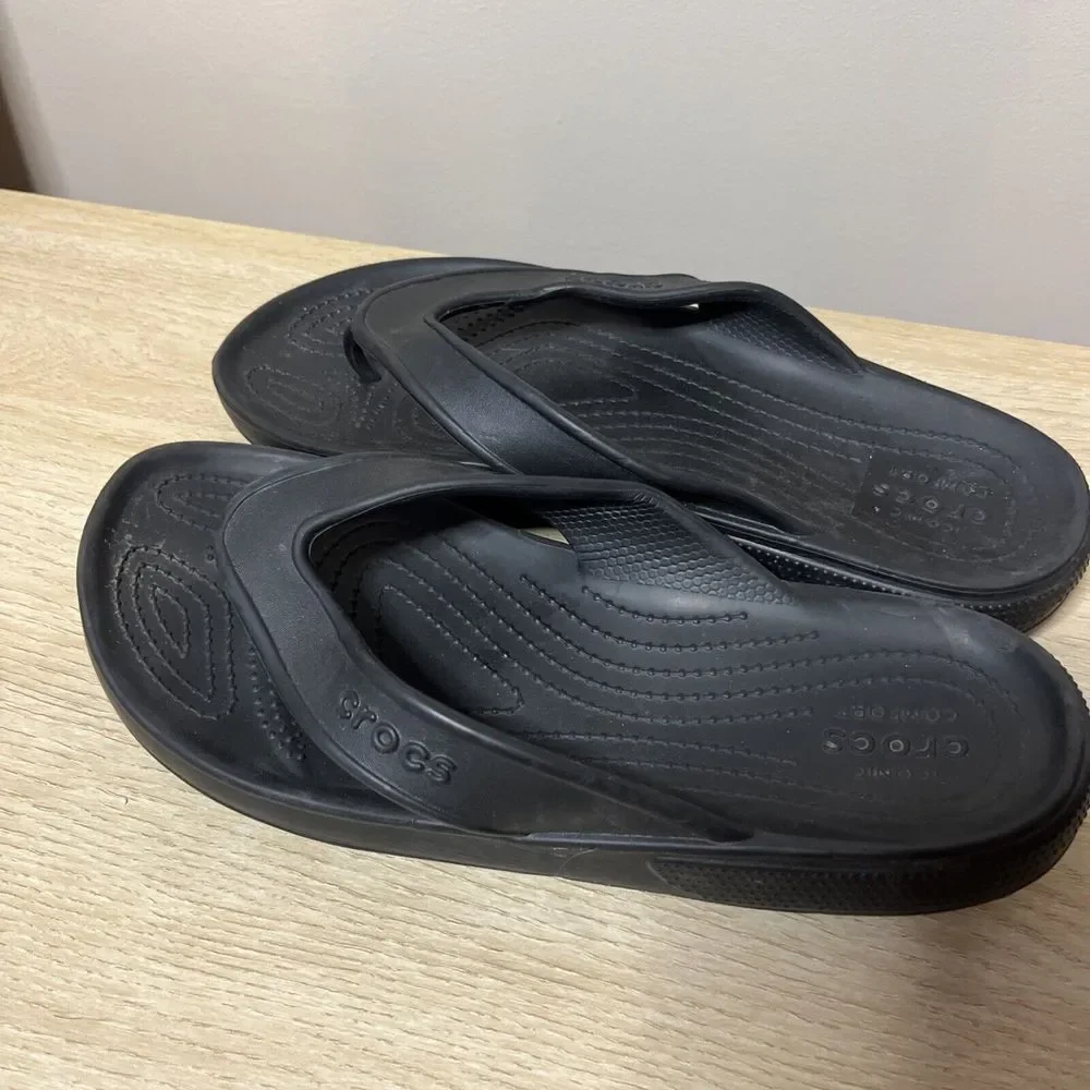Crocs Classic II Flip Flop Shoes Black 9M/11W Waterproof‎ Pool Beach